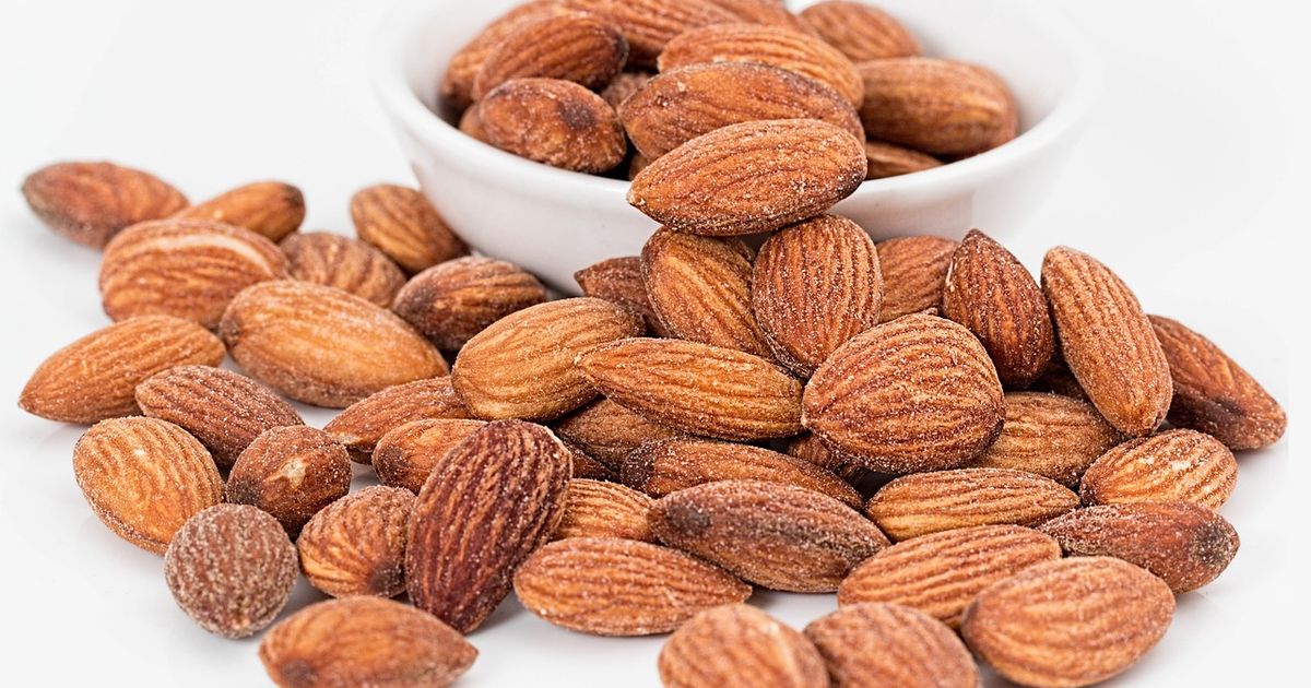 Useful Facts About Almonds